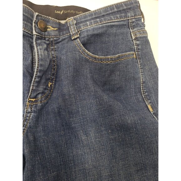 Lee Sinfully Soft Jeans Women’s Straight Leg Mid Rise Denim Blue Jeans 8 Medium - Picture 5 of 16